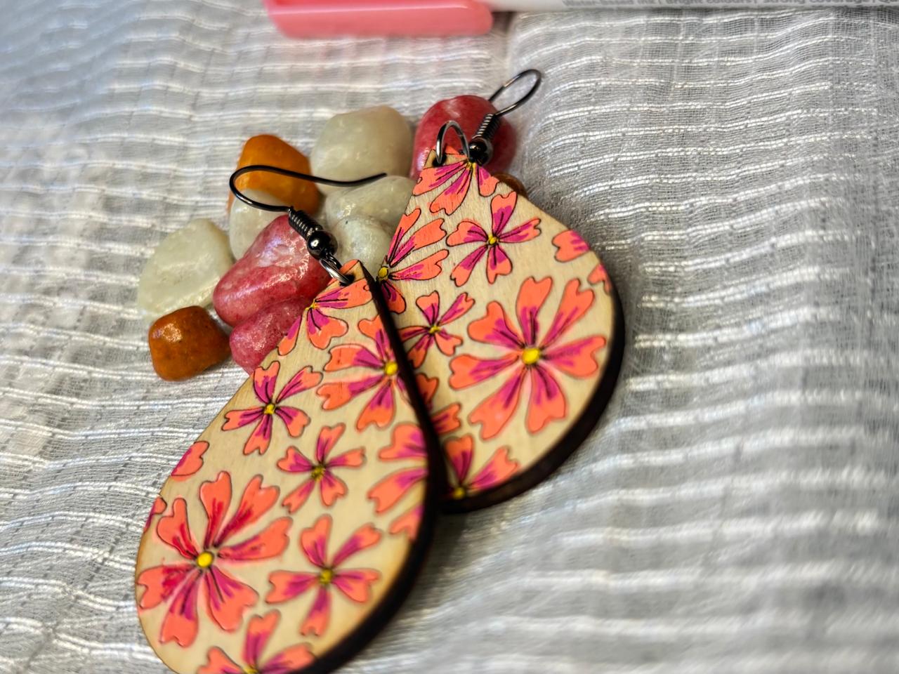 Artisanal Handmade Jewelry & Wooden Accessories